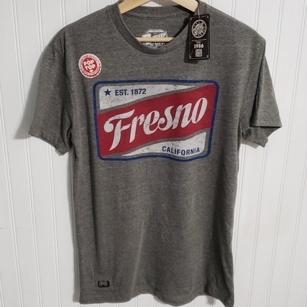 BREW CITY Fresno California Tee with Built in Bottle Opener Size Med NWT